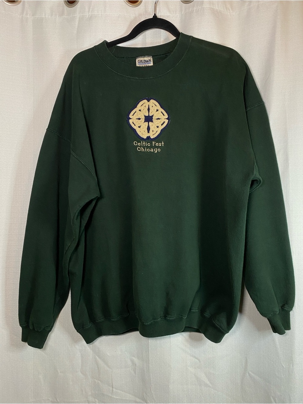 Gildan Vintage Celtic Fest Chicago Embroidered CrewNeck